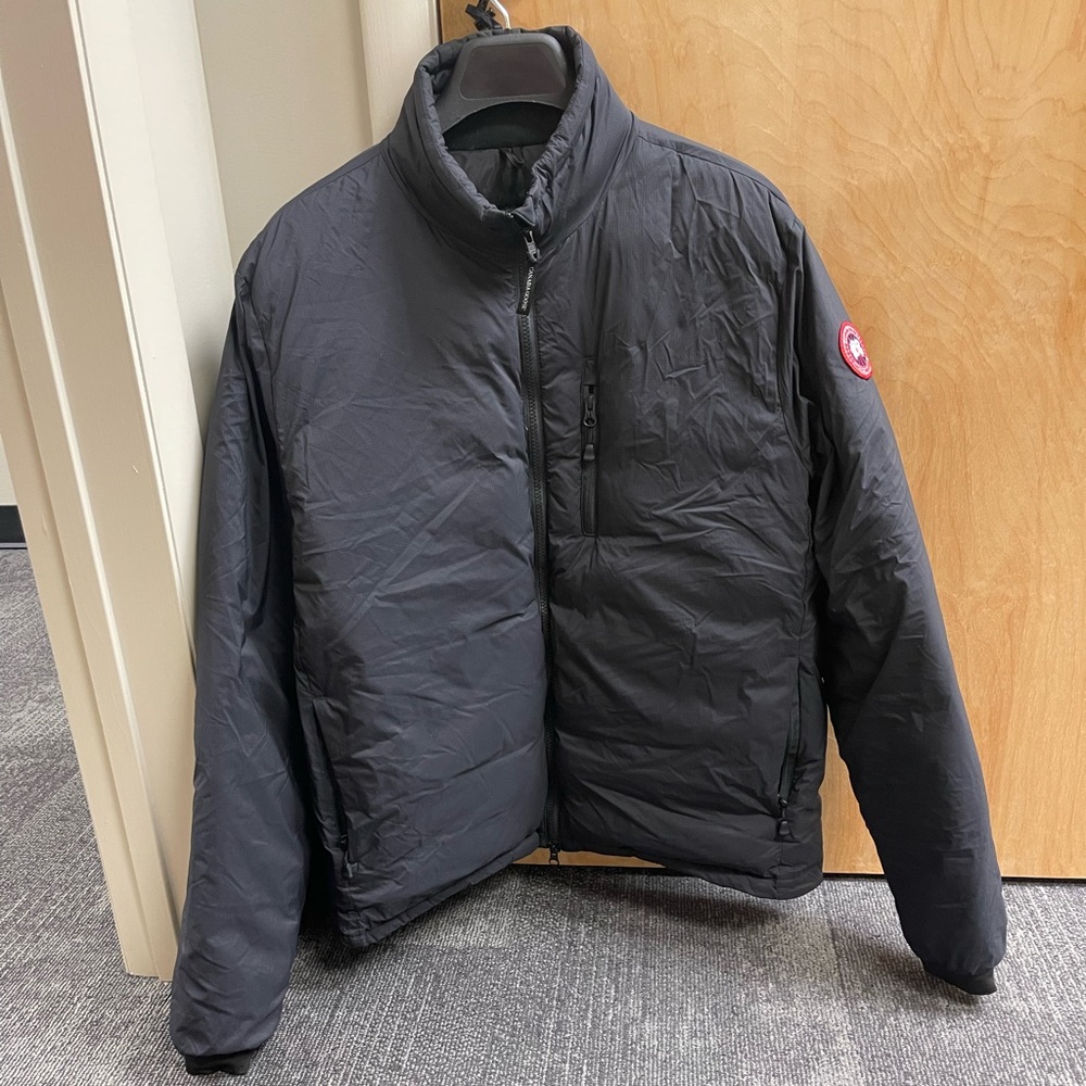 Canada Goose Lodge Down Packable Jacket size XL - worn twice.  Make offer